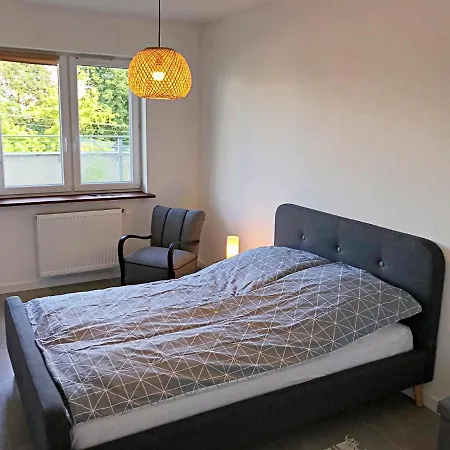 Nowy Piekny Apartament Z 50 M2 Ogrodkiem * ビルカシ