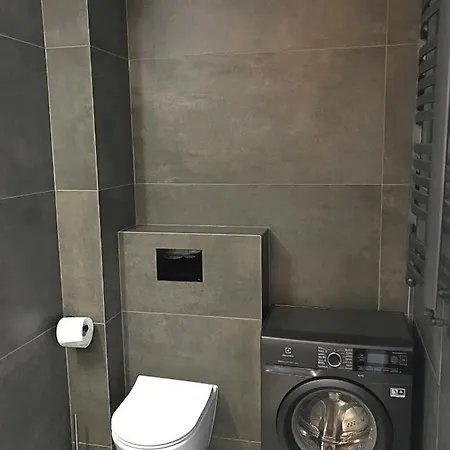 Nowy Piekny Apartament Z 50 M2 Ogrodkiem *